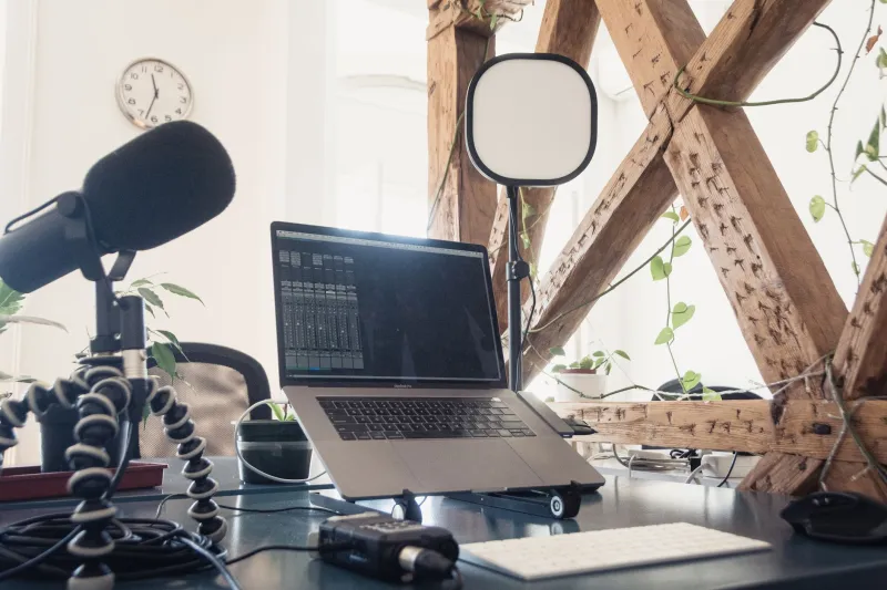 Turn Your Obsession Into Income: A No-BS Monetization Playbook for Niche Creators